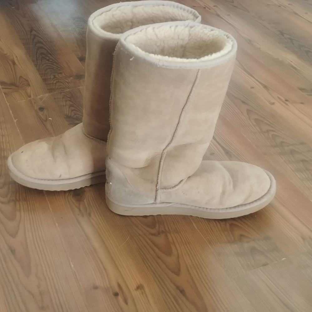 Tall tan UGG boots